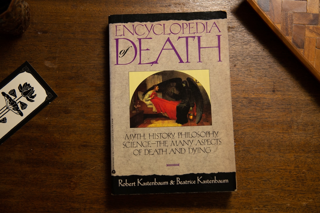 Encyclopedia of Death  by Robert Kastenbaum, Beatrice Kastenbaum